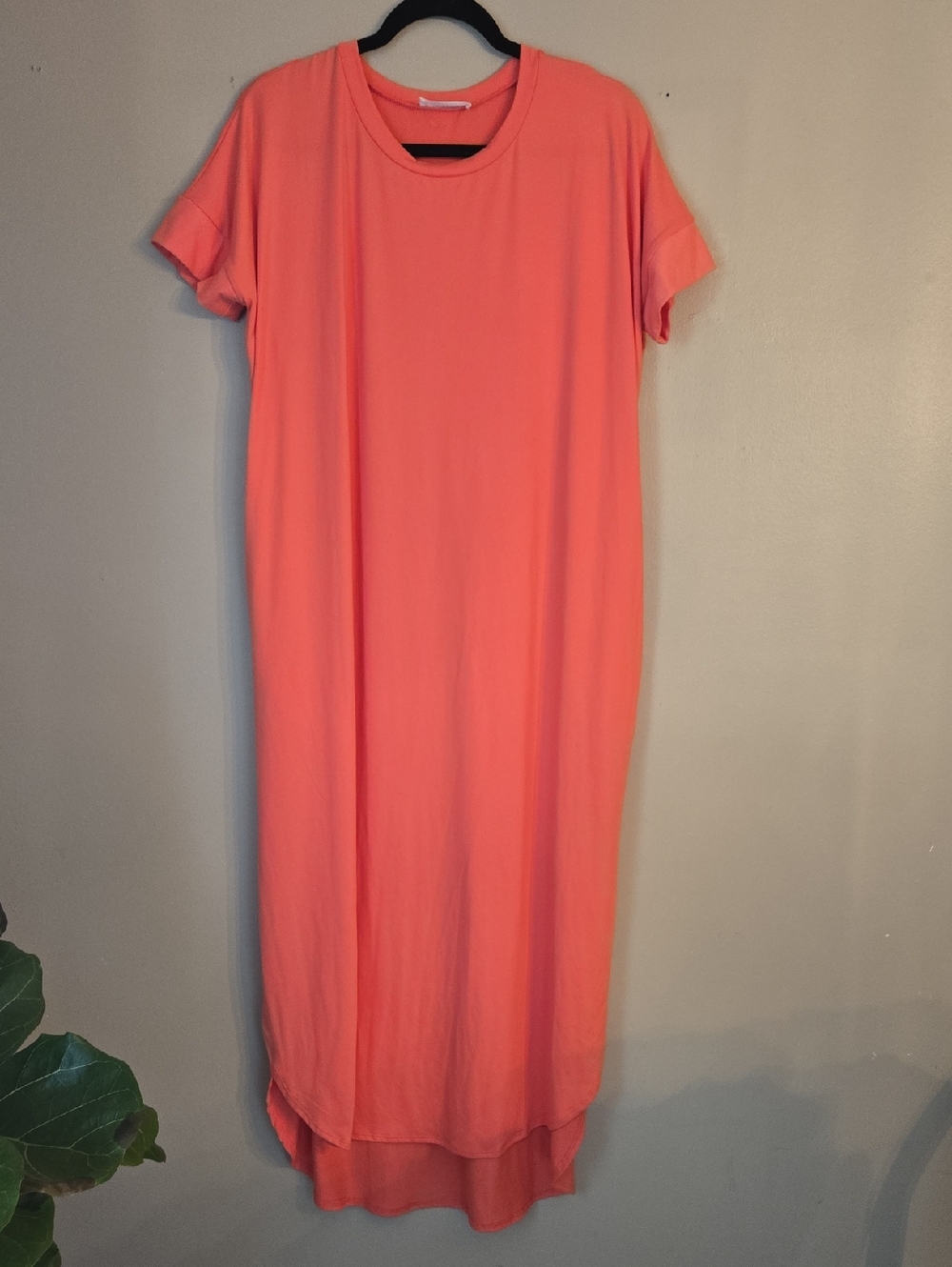 Zenana Outfitters - Coral/Peach Maxi T-Shirt Dress